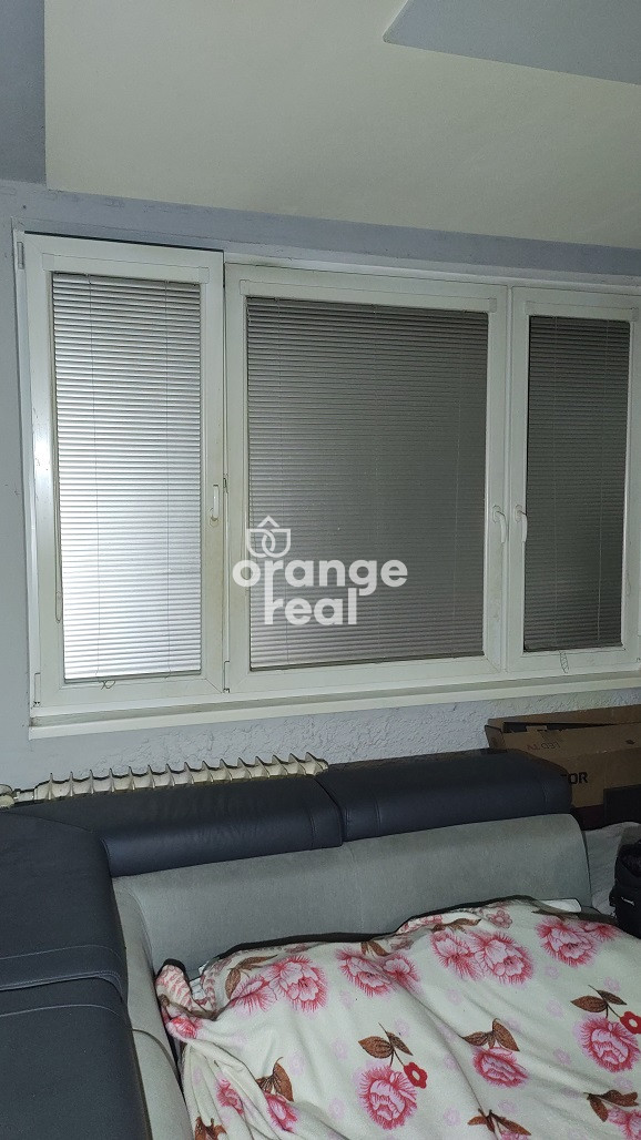 NA PREDAJ 1 a pol IZBOVÝ BYT KEŽMARSKA ULICA - 2