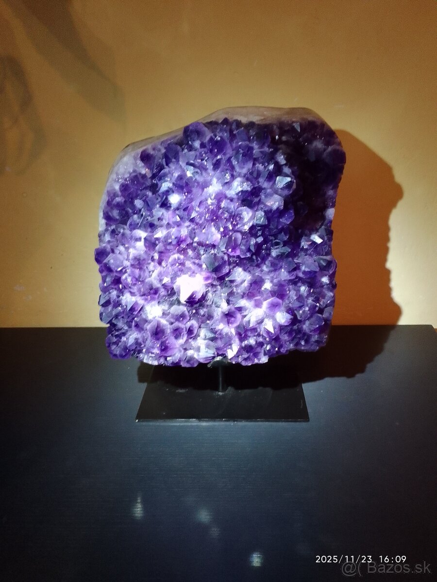 ametystová drúza na stojane - 2