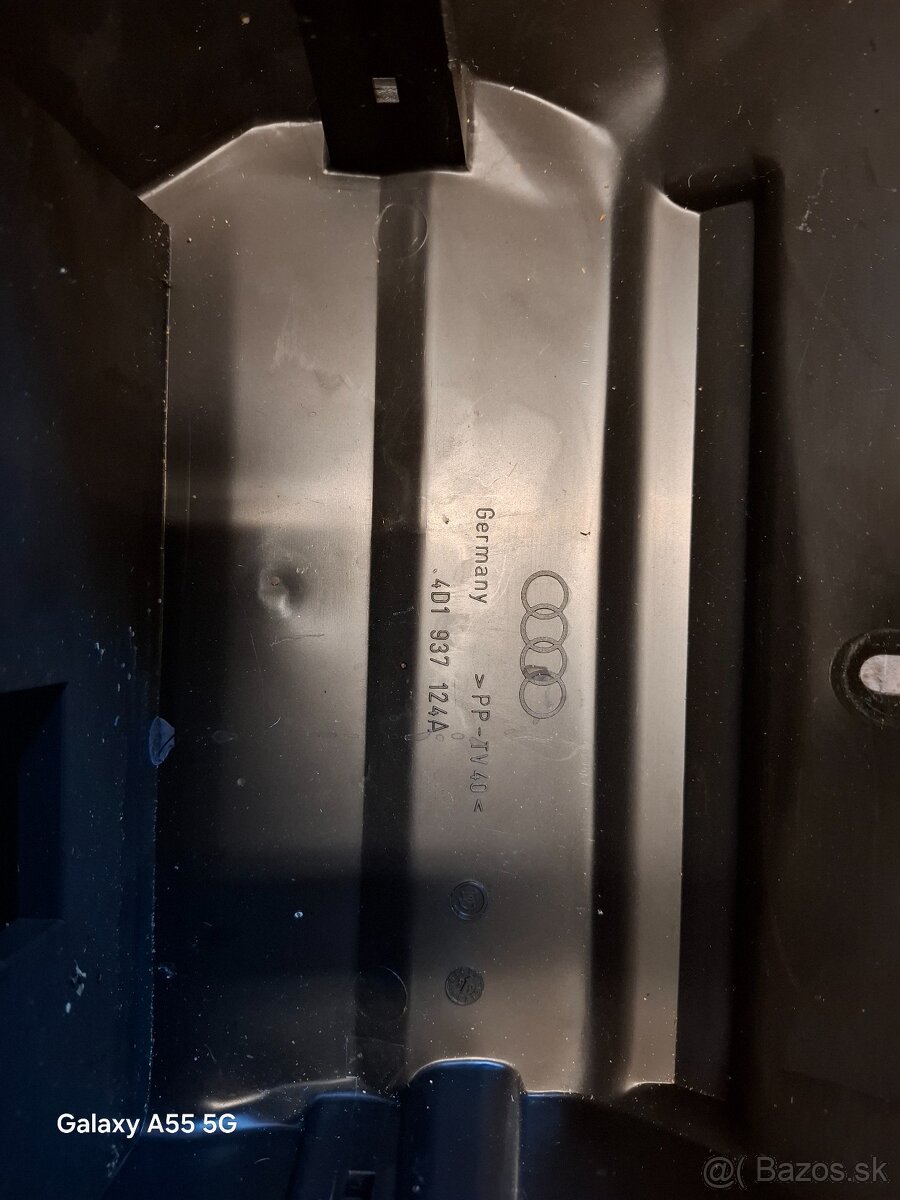 Predám kryt poistiek na Audi A8d2 - 2