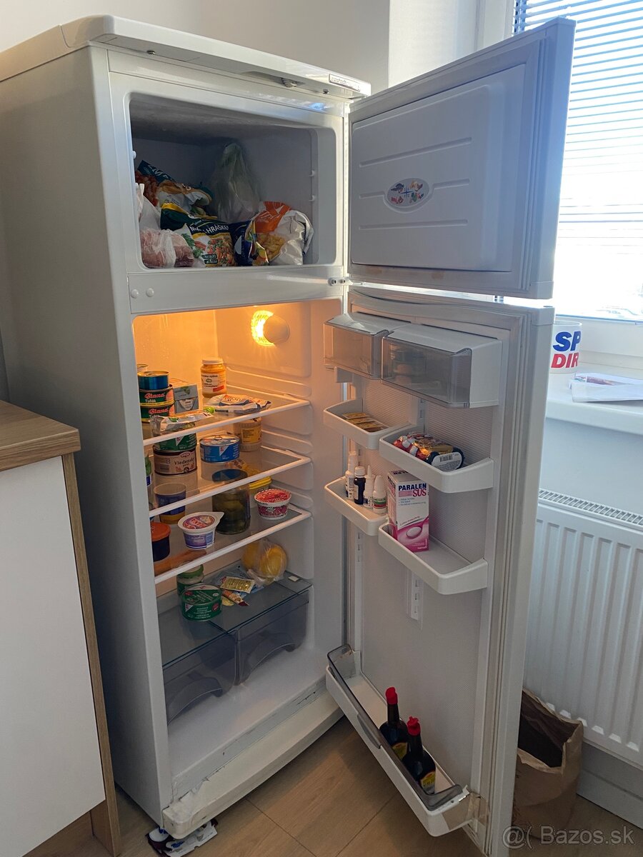 Chladnička s mraziacom boxom - 2