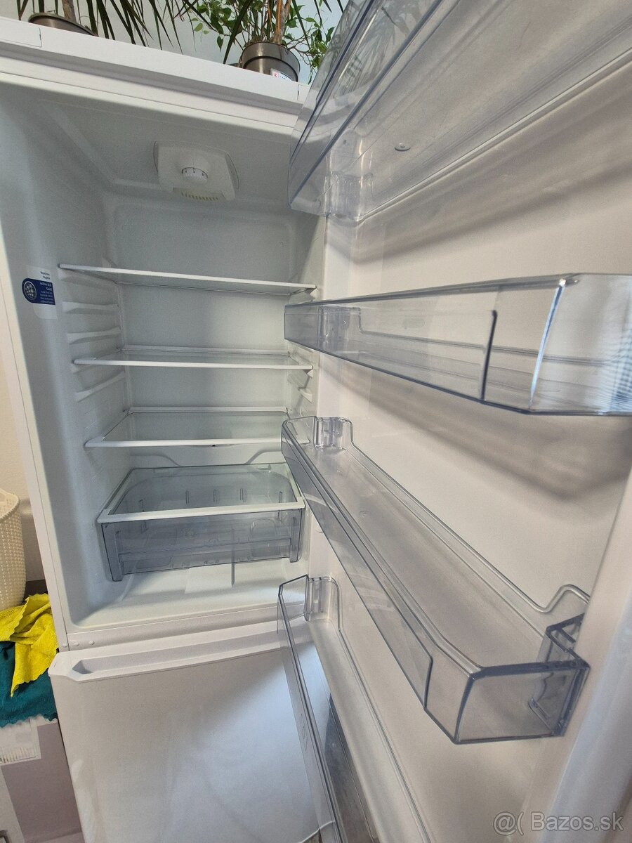 Predám chladničku BEKO - 2