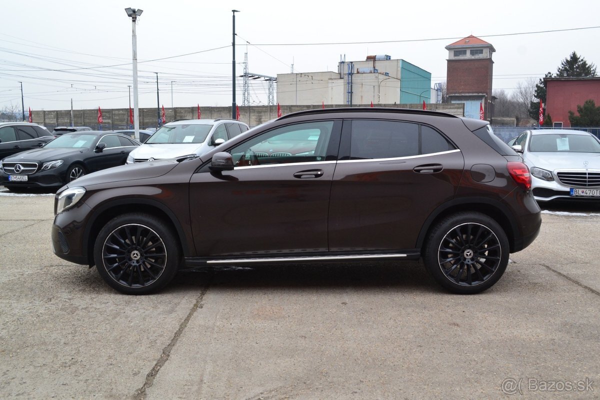 Mercedes-Benz GLA 200d A/T - 2