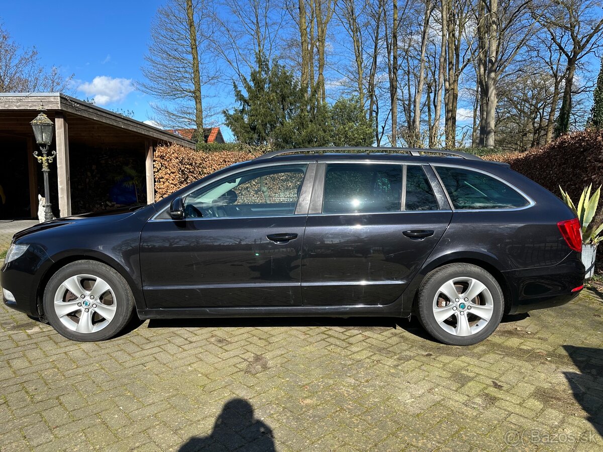 Skoda superb 2011 r - 2