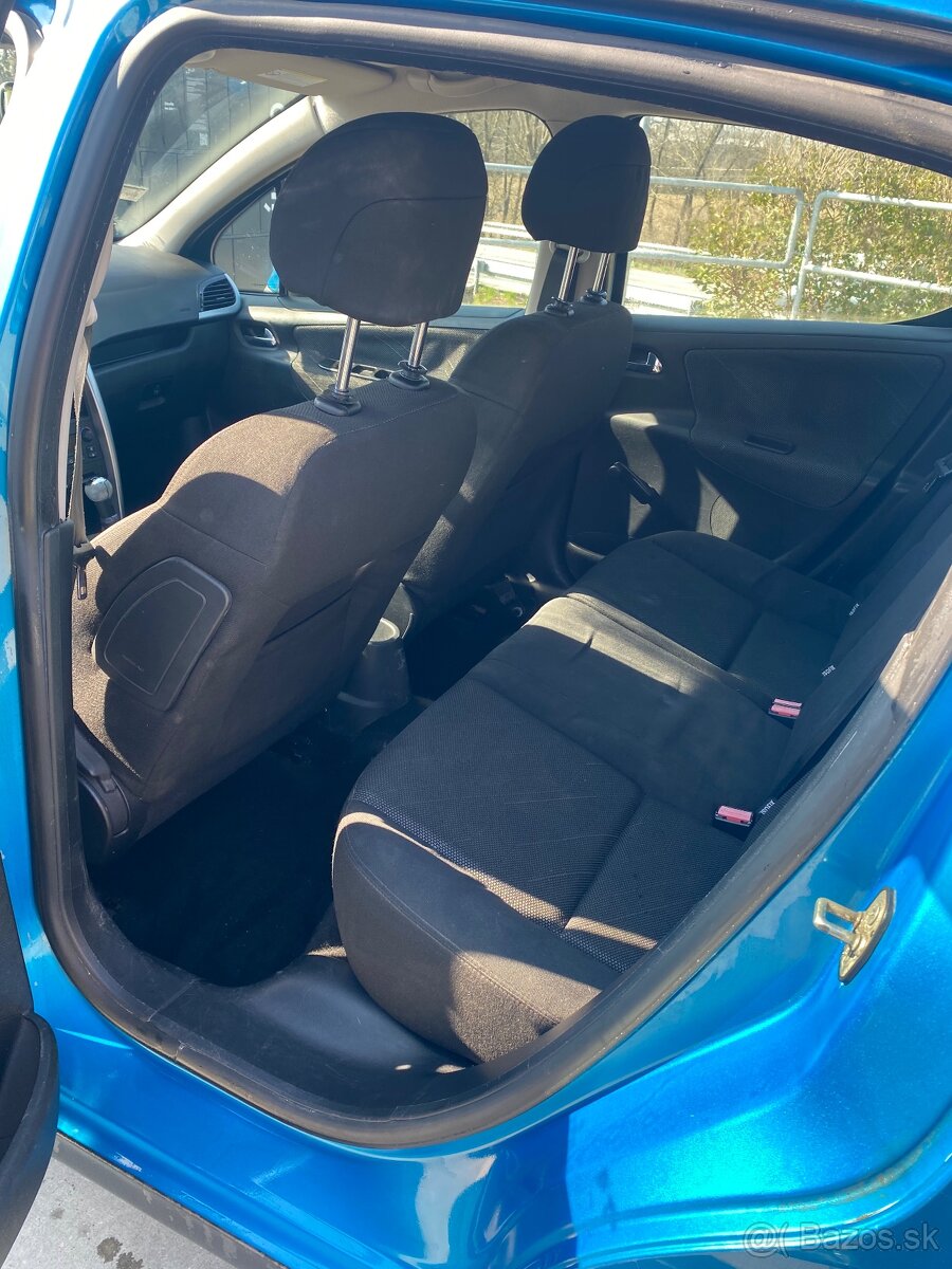 Peugeot 207 - 2