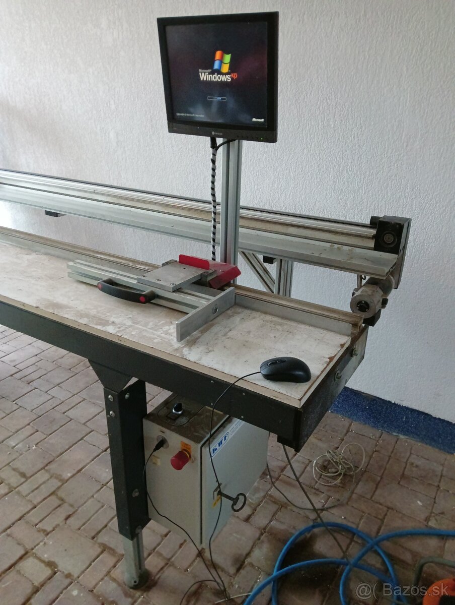 Délkový doraz KWF k pile - 2