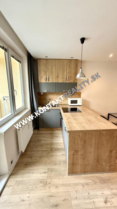 Rezervované 1,5 izb. byt, Južná trieda, Juh, 36m2 - 2