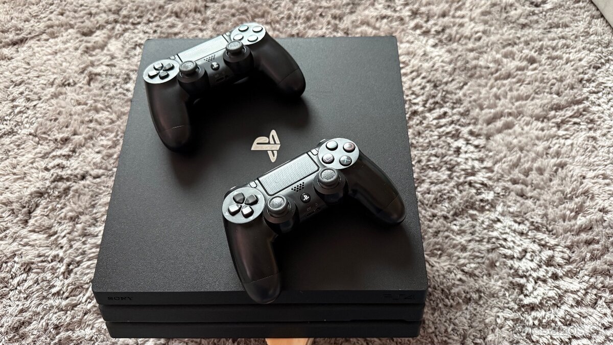 Sony PlayStation 4 Pro (1 TB, 2 ovladace vyborny stav) - 2
