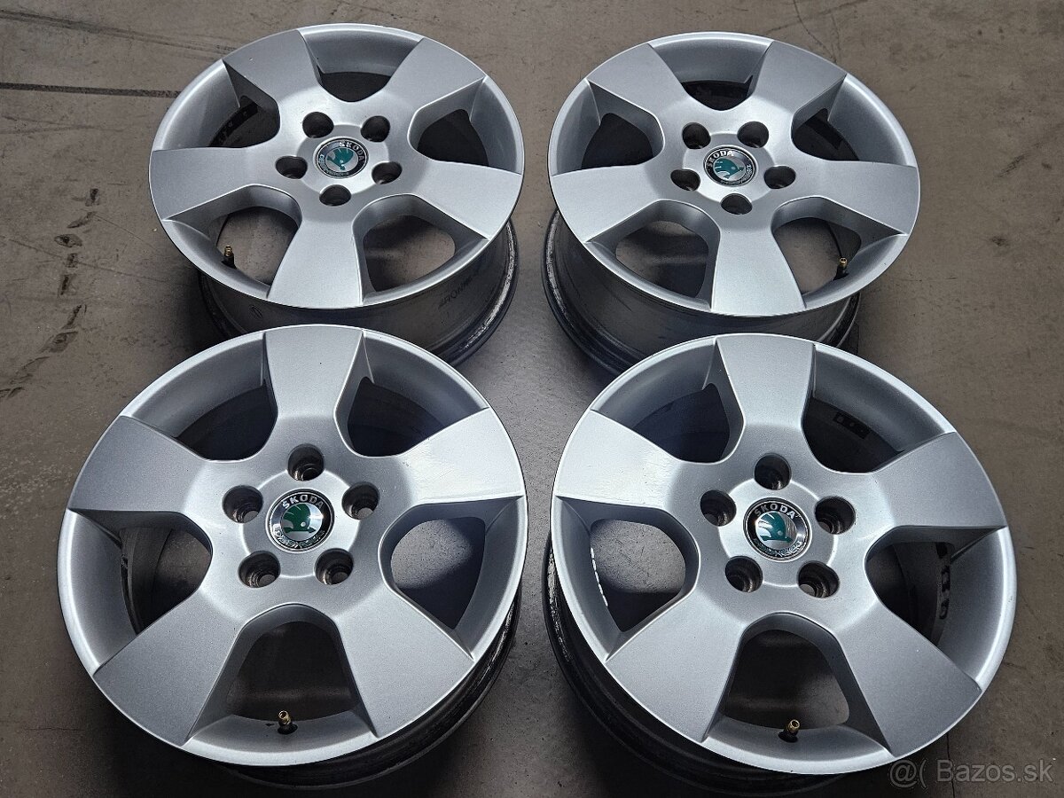 alu "15" ŠKODA (5x112) - 2