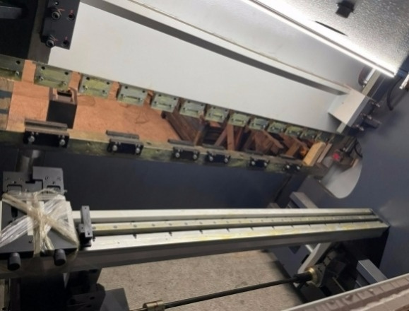 SX 30220 ohraňovací lis, rok výroby 2024 - 2