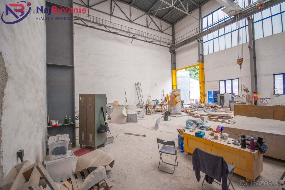Prenájom - Výrobná hala 1200m2 Ružomberok - Biely Potok - 2