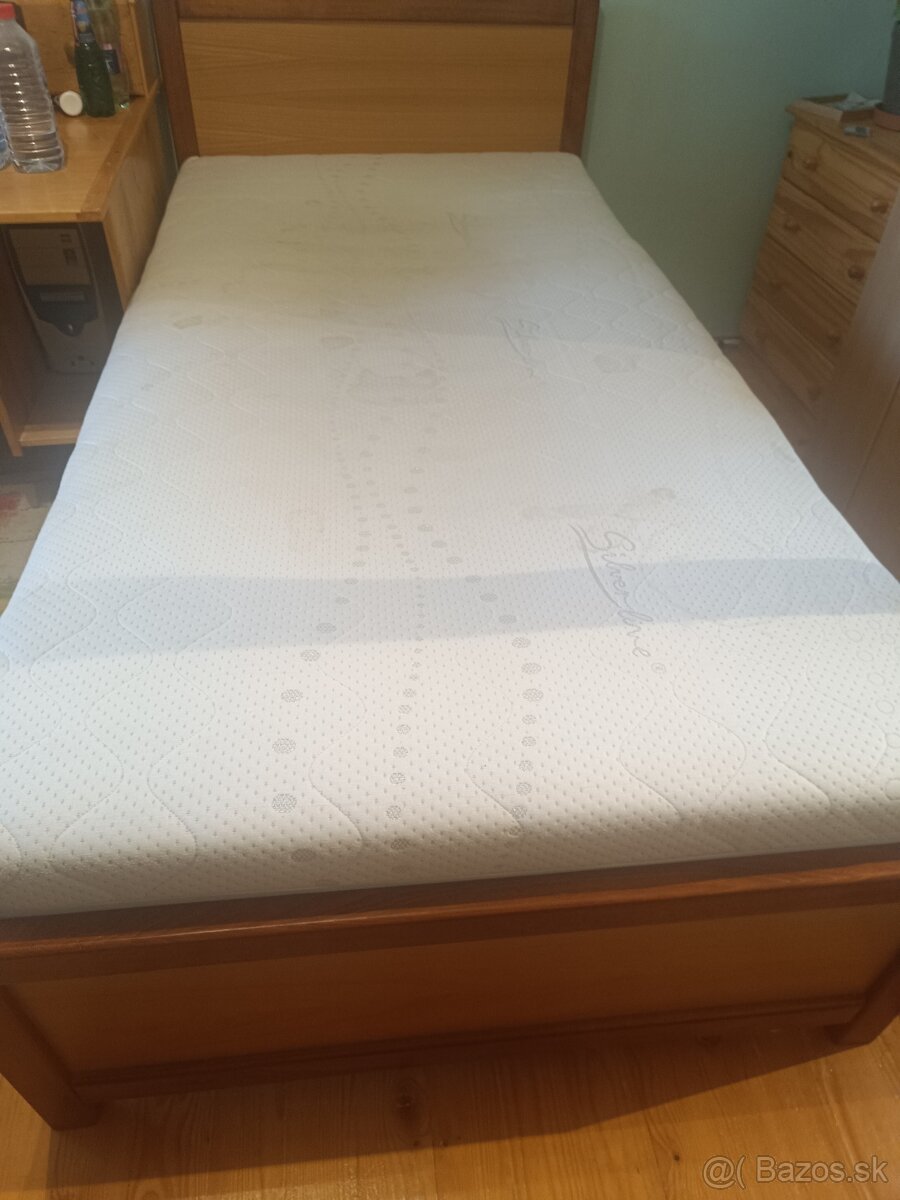 Masívna posteľ na mieru 225x116cm - 2