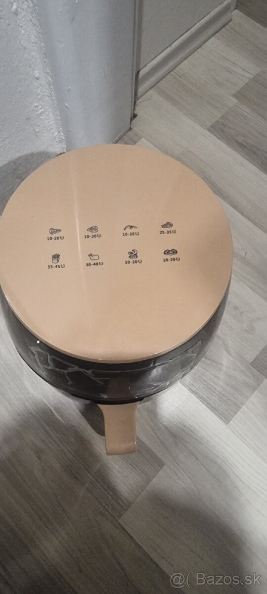 Teplovzdušná friteza - 2