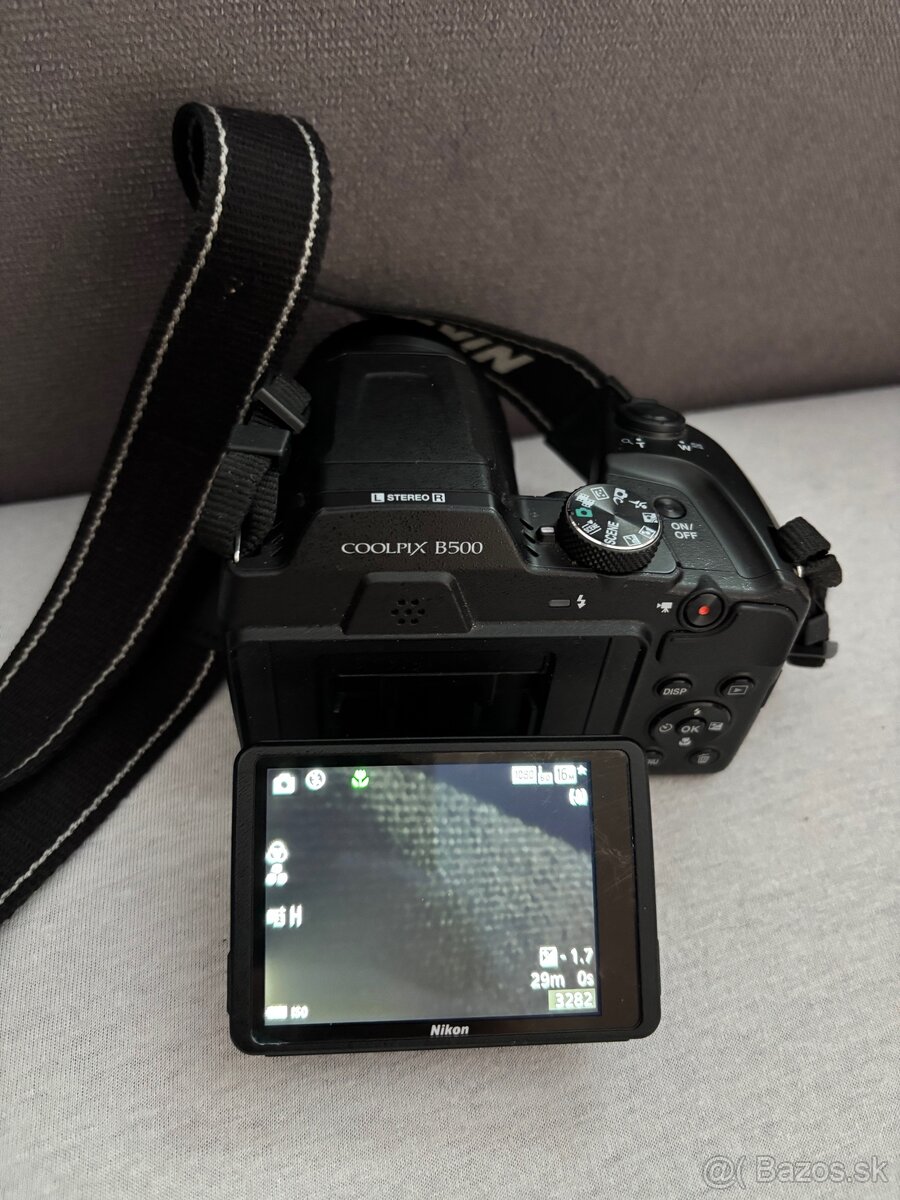Nikon Coolpix B500 (40x zoom, WiFi) - 2