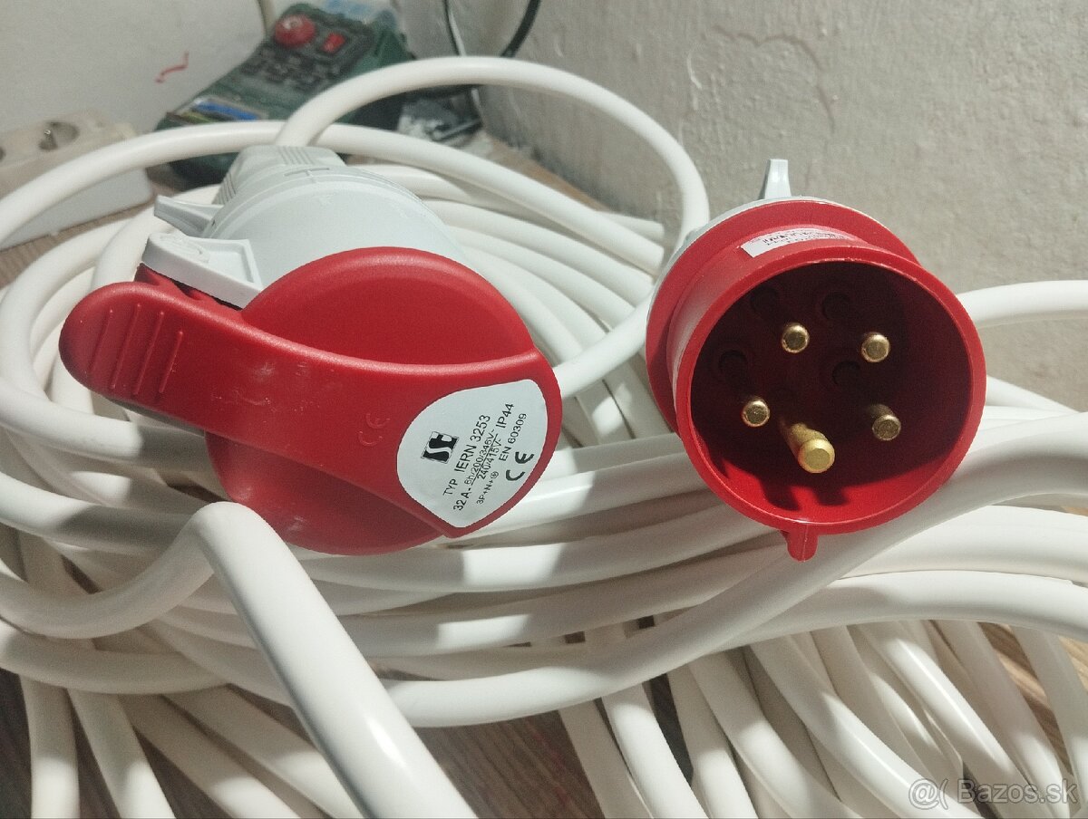Predlžovací kábel - 2
