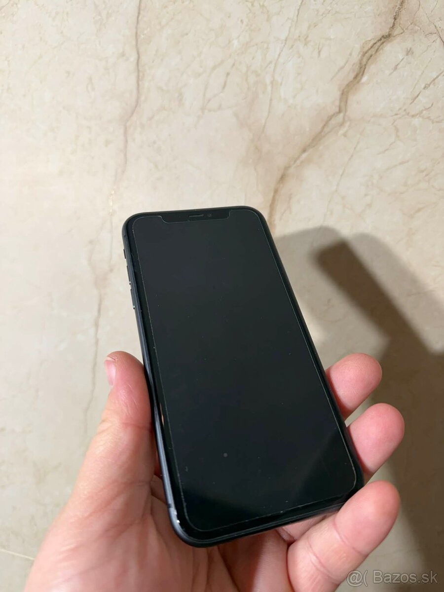 iPhone 11 64GB – Black - 2