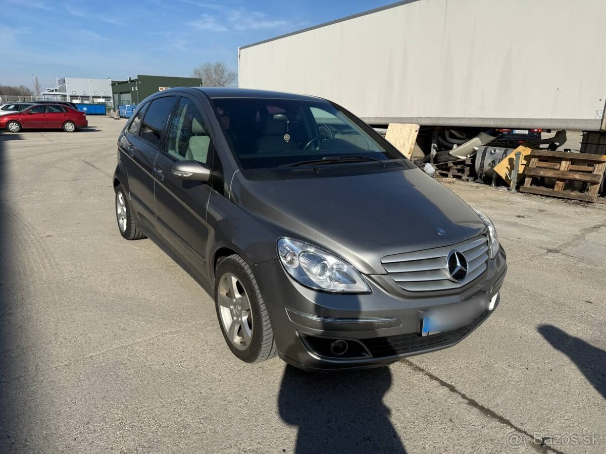 Predám Mercedes-Benz B180 CDI - 2