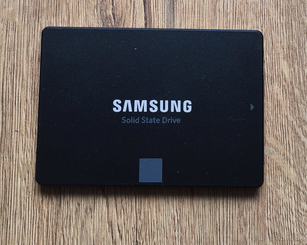 2,5" SSD disk SAMSUNG 870 EVO 500GB - 2