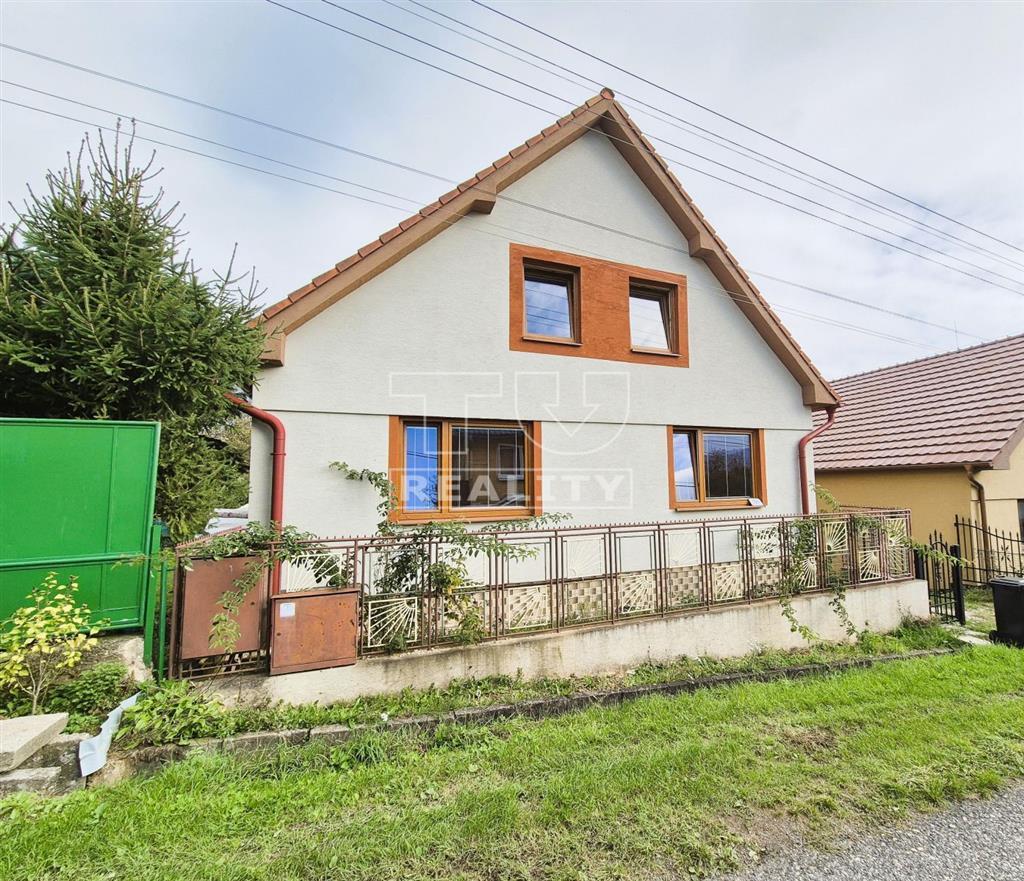 Znížená cena. Na predaj rodinný dom s obrovským... - 2