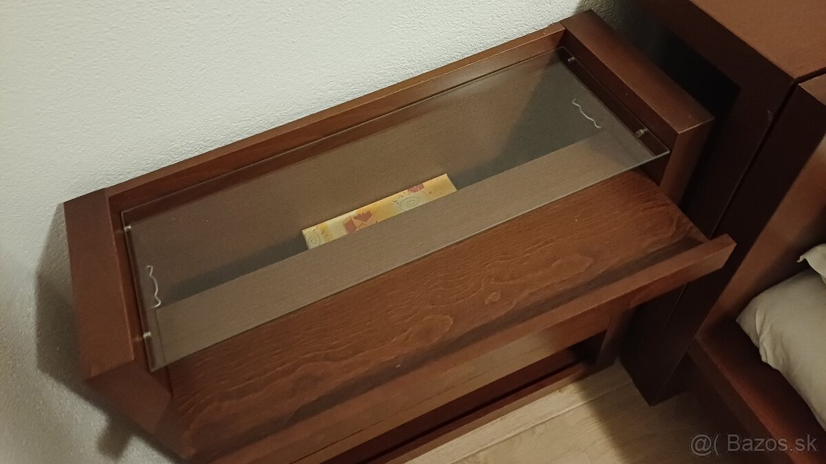 PREDÁM CELÚ posteľ MALM - 2