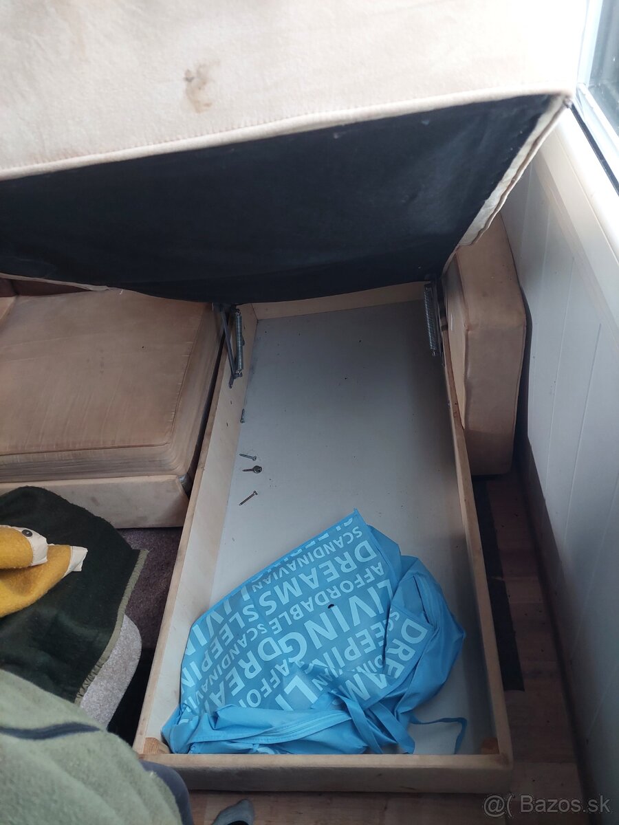 Rozkladaci gauč z úložným priestorom - 2