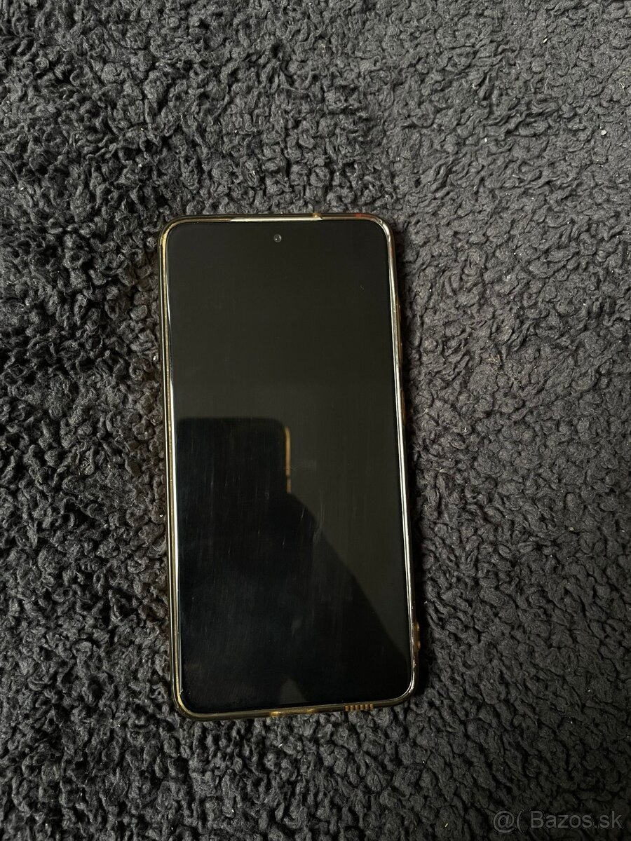 Samsung Galaxy S21 FE - 2