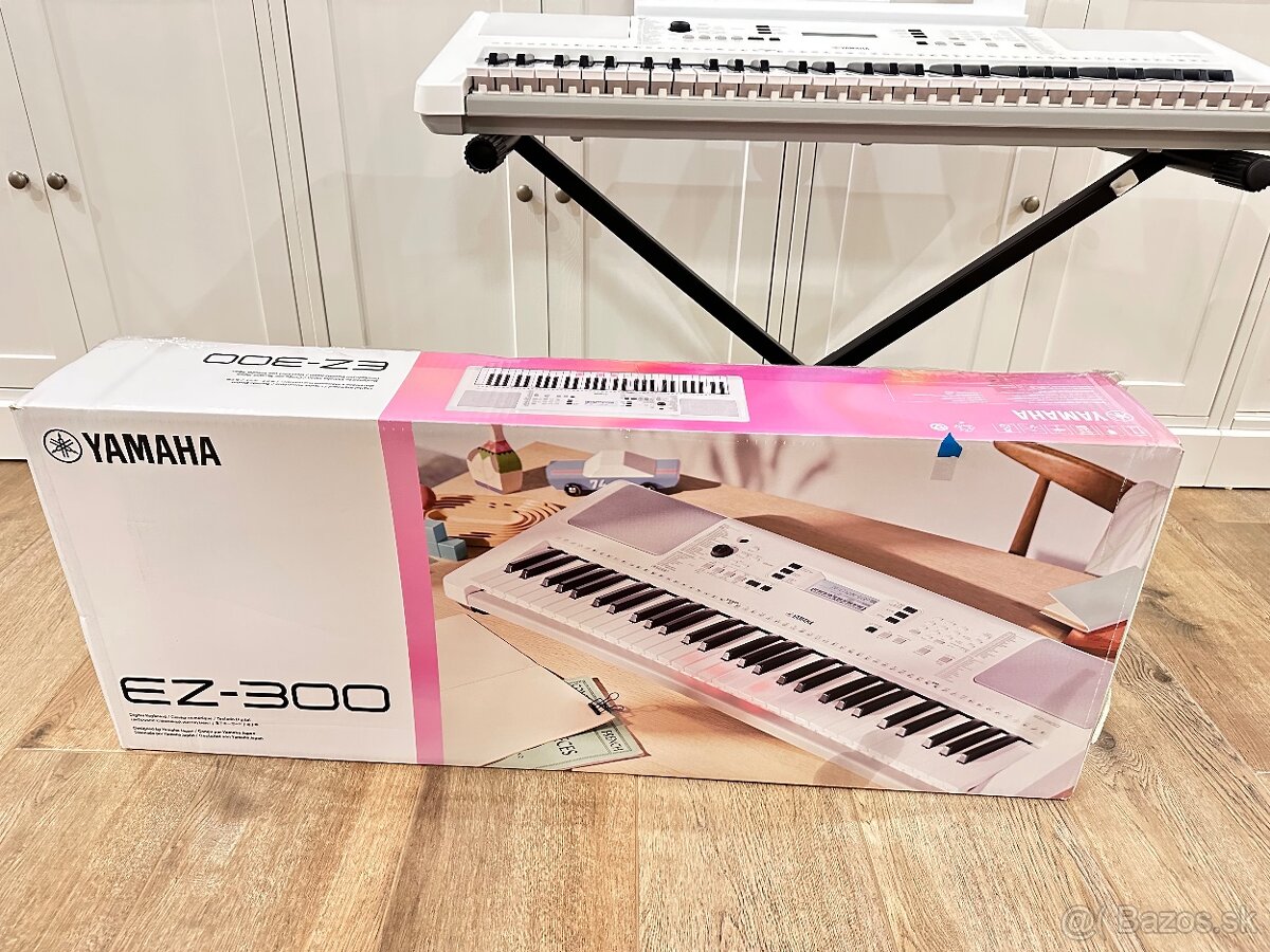 Predám klávesy Yamaha EZ300 s dynamikou - 2