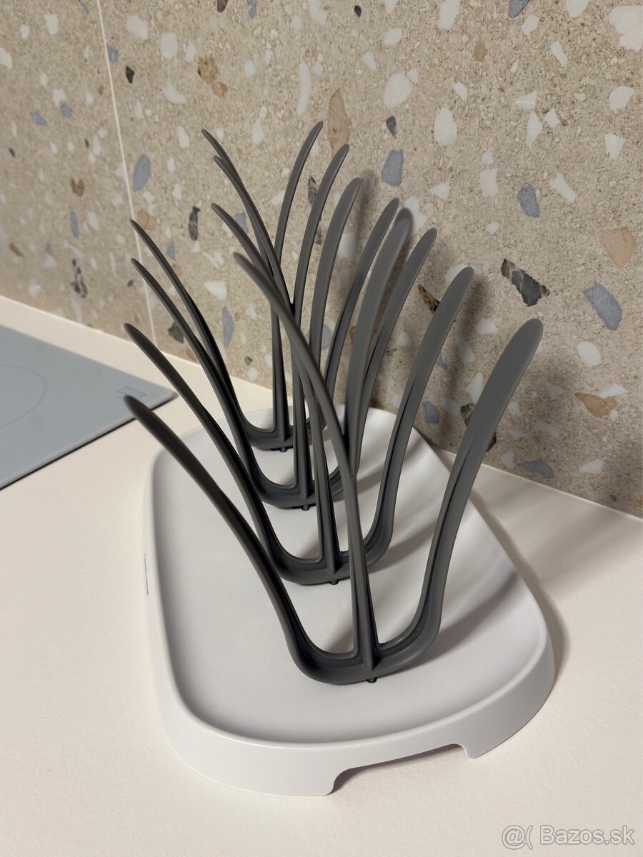 Odkvapkávač na fľaše - 2