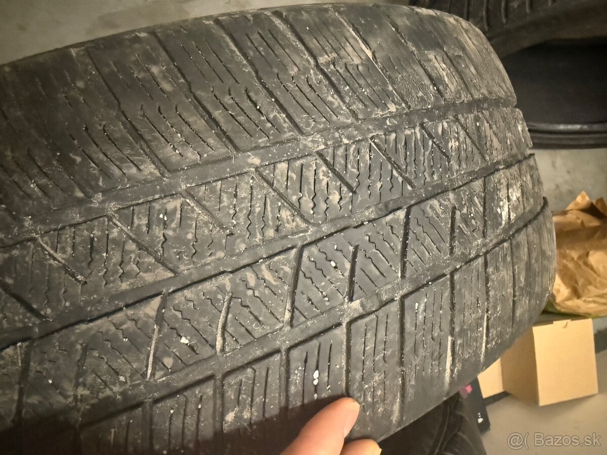 245/45 R18 Zimne pneumatiky - 2