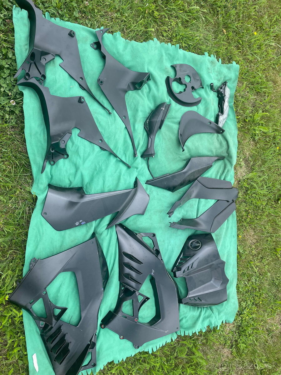 Honda CBR1000RR-R 2020+ - 2