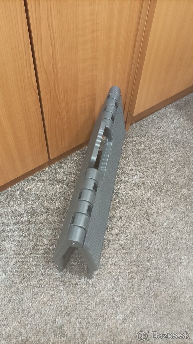 Schodík do kúpeľne - 2