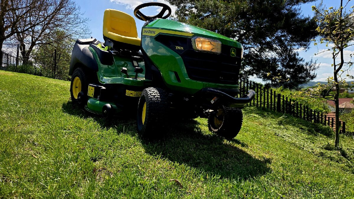 Traktorová kosačka JD X167R - 2