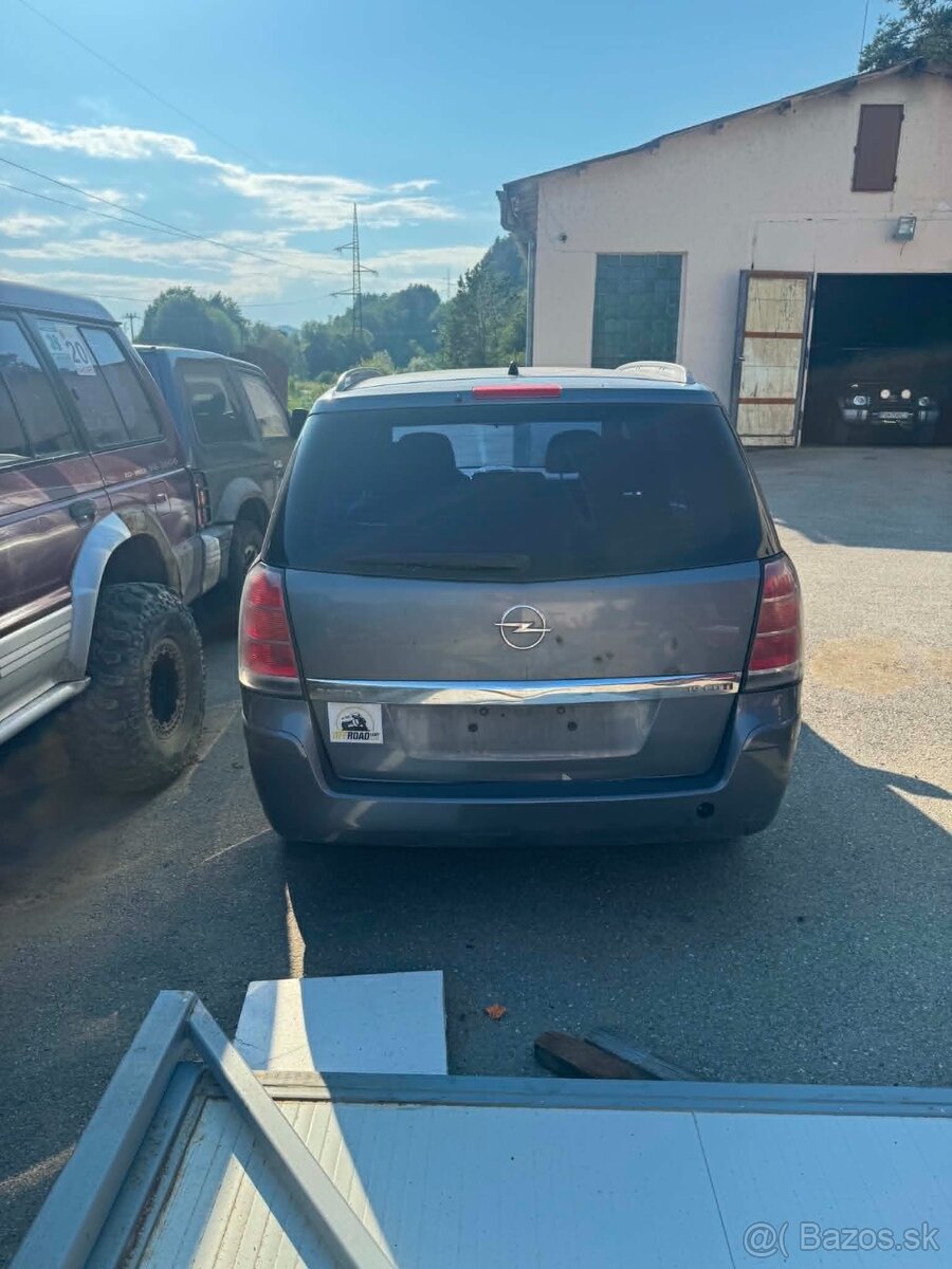 rozpredam opel zafira - 2
