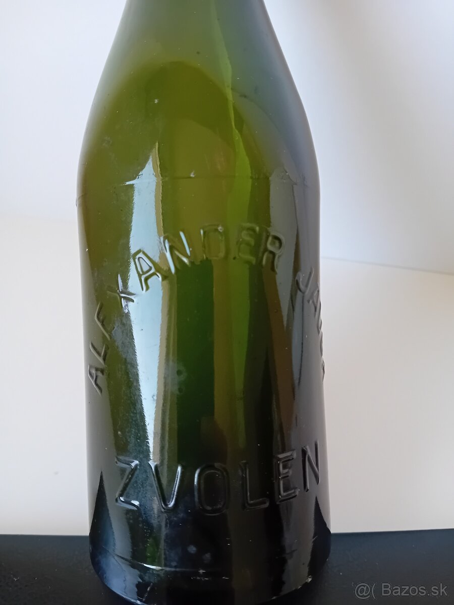 Stará pivová fľaša - 2