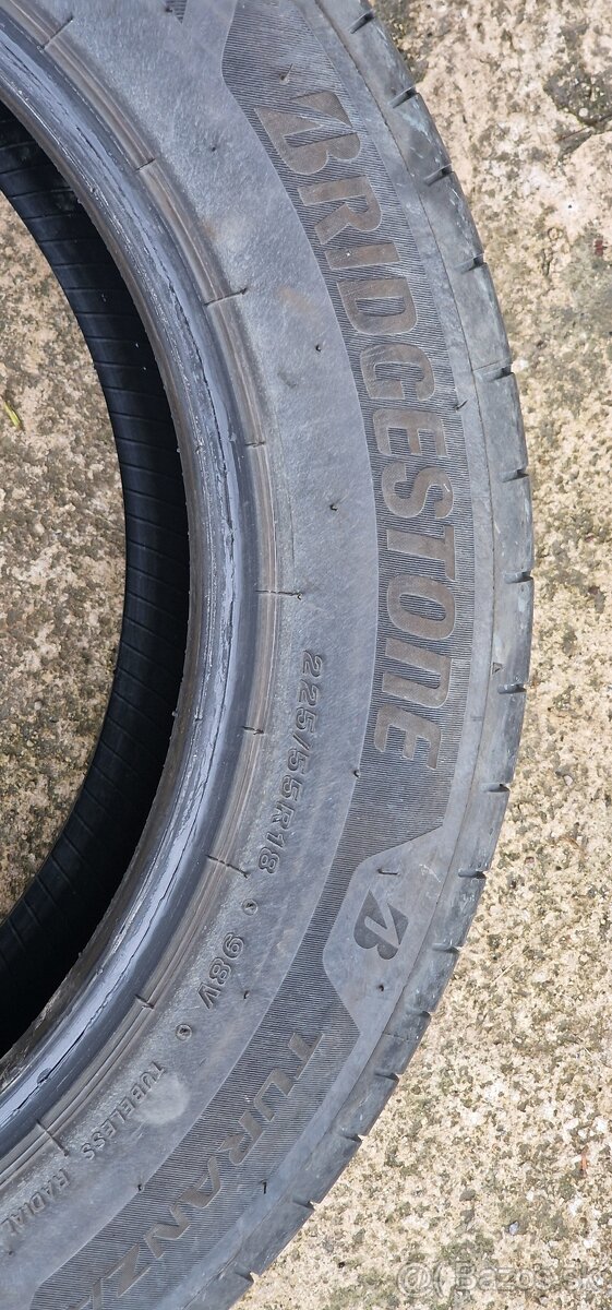 225/55 R18 Bridgestone - 2