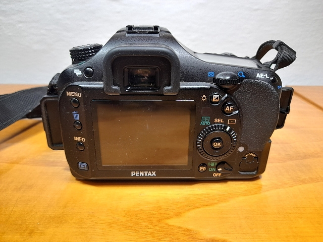 Predám dig.zrkadlovku Pentax K20D - 2