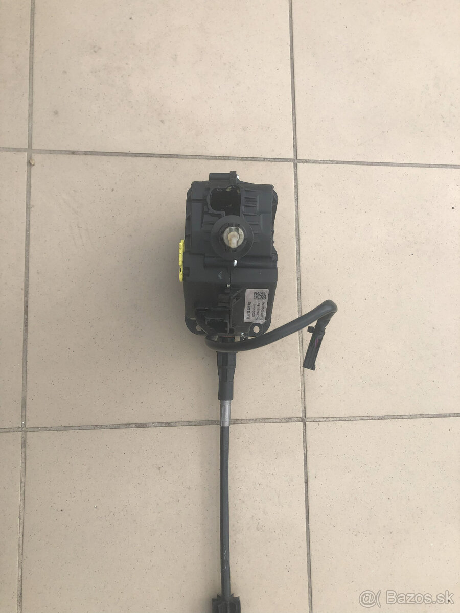 Kulisa radenia volic DSG VW GOLF VI 5K1713025AB AUTOMAT - 2