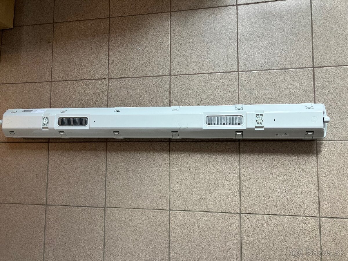 Lineárne LED svietidlo 150 cm / 106 W - 2