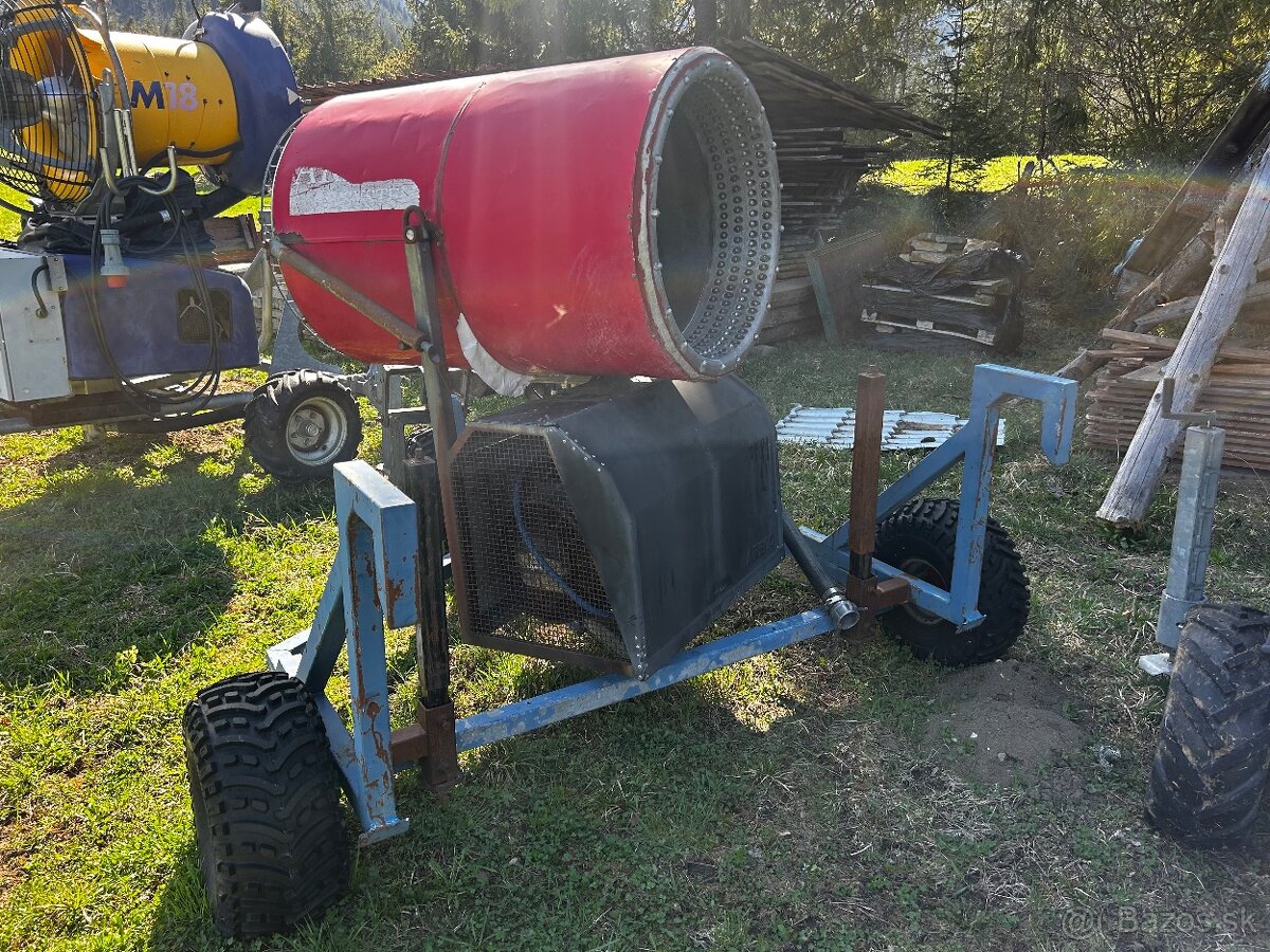 Snezne delo areco - 2