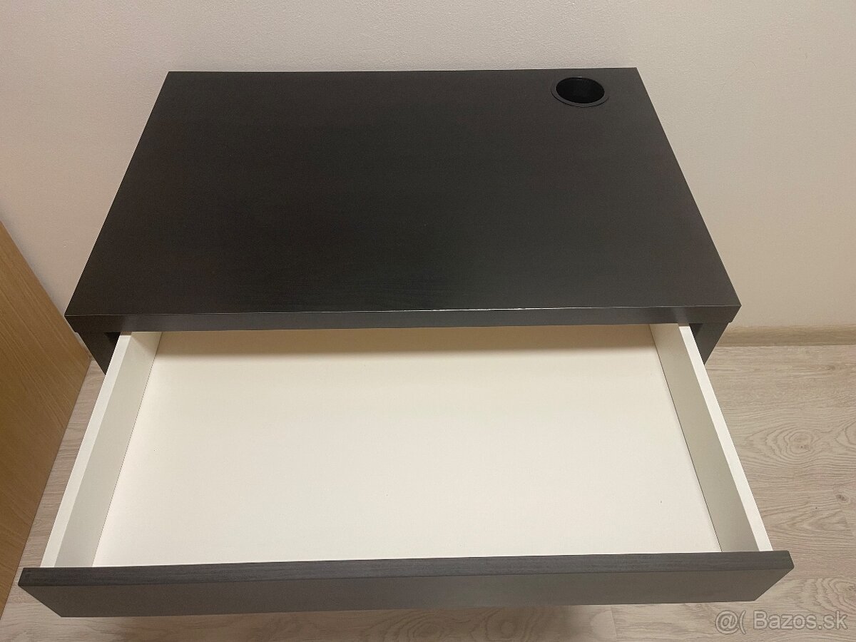 Predám kancelársky/pisaci stol - 2