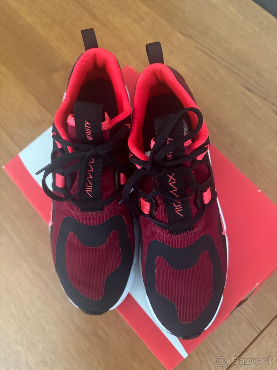 Tenisky NIKE AIR MAX INFINITY - 2