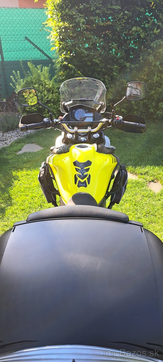 Suzuki dl 650 v strom - 2