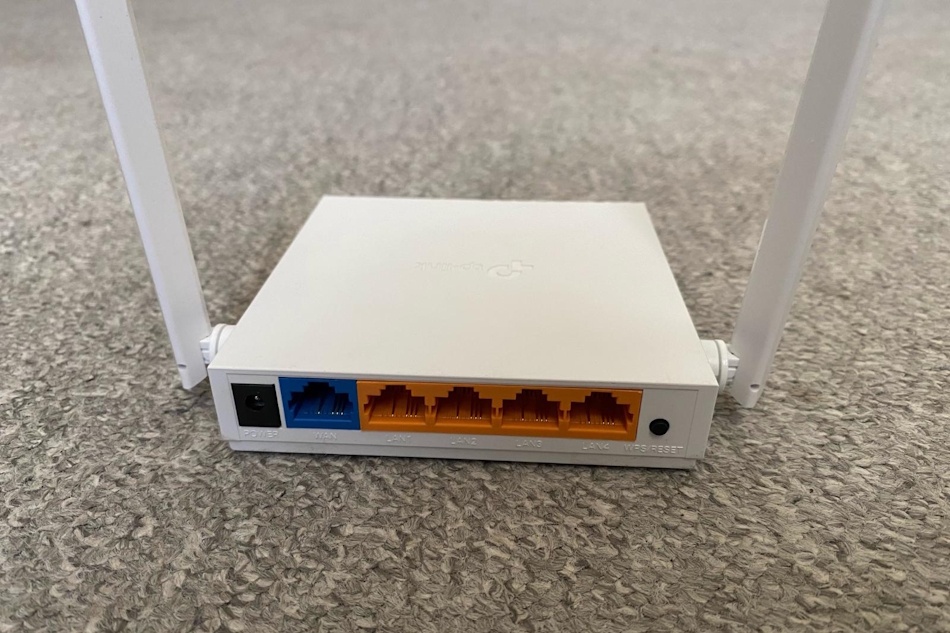 Kompaktný Wi-Fi router TP-Link TL-WR844N - 2