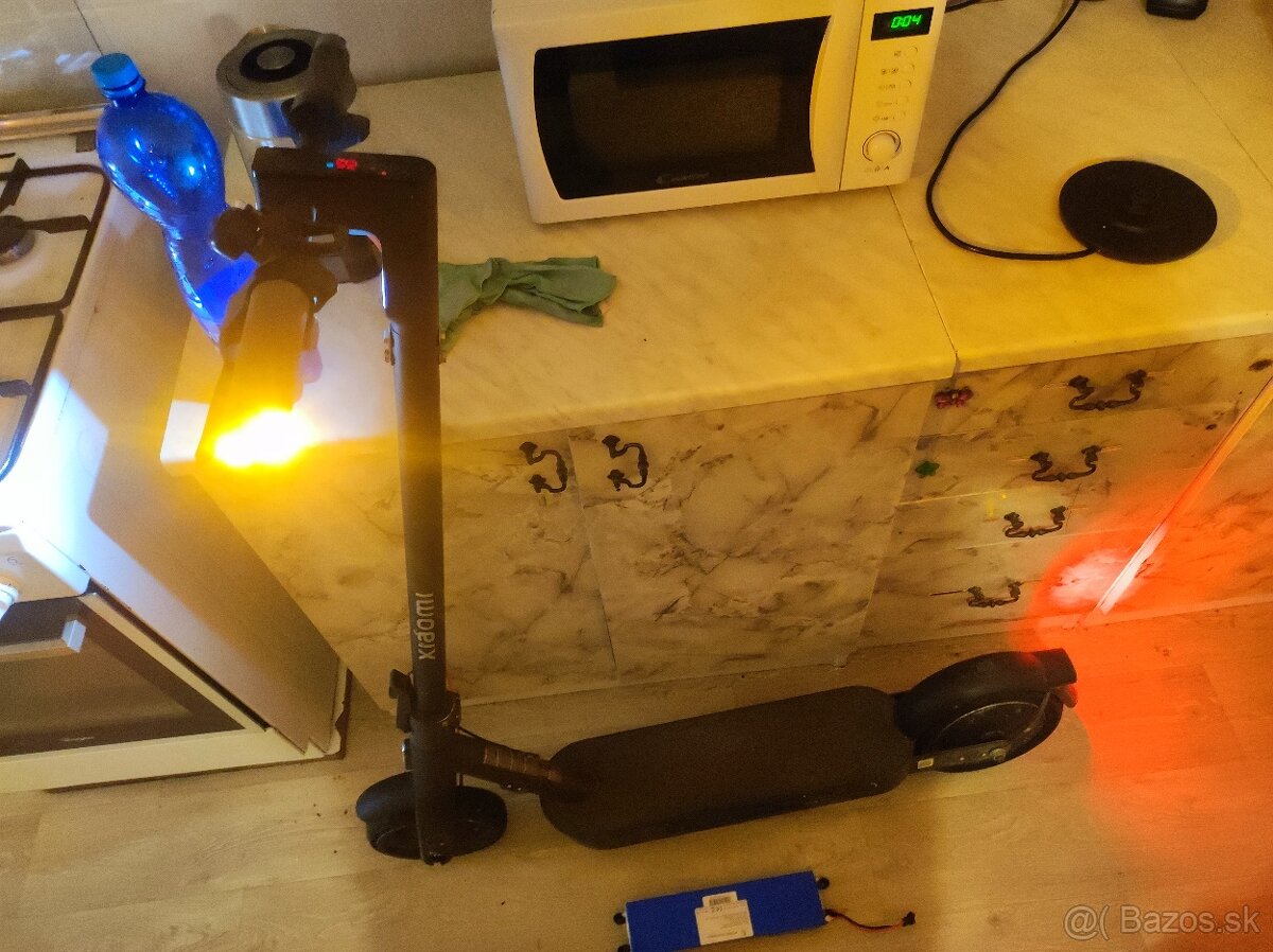 Xiaomi Electric Scooter Pro 4 2gen. - 2