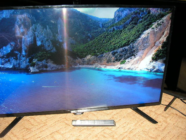 Predam LED televizor - 2