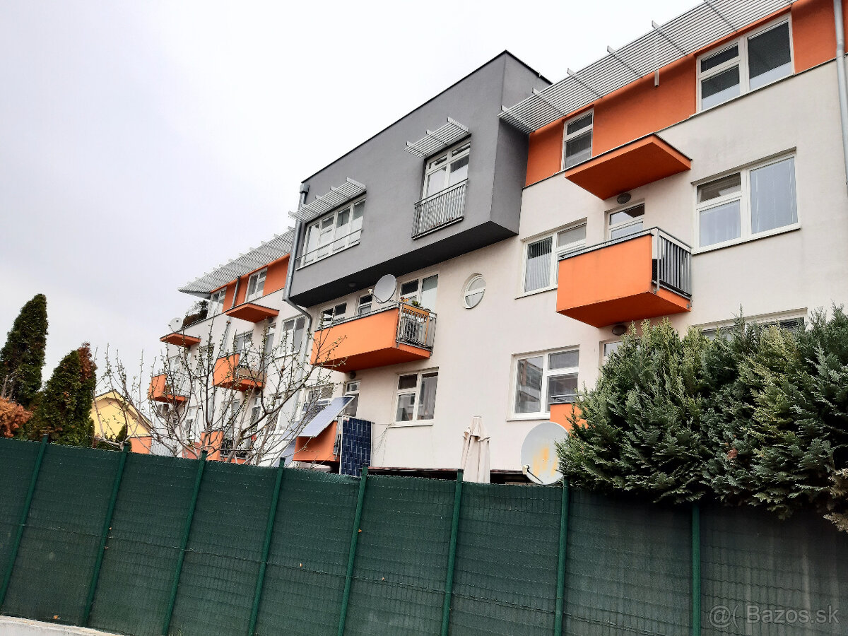 Predaj bytu s garážou – Dunajská Lužná, Nové Košariská – foto 2