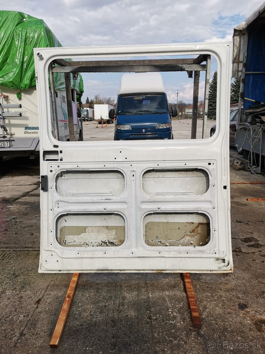 PREDAM NA DODAVKU FIAT DUCATO MAXIK BOCNE POSUVNE DVERE - 2