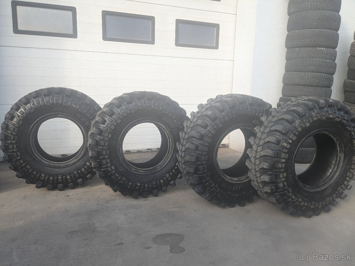 Predám pneu journey T3 35/11.5r15