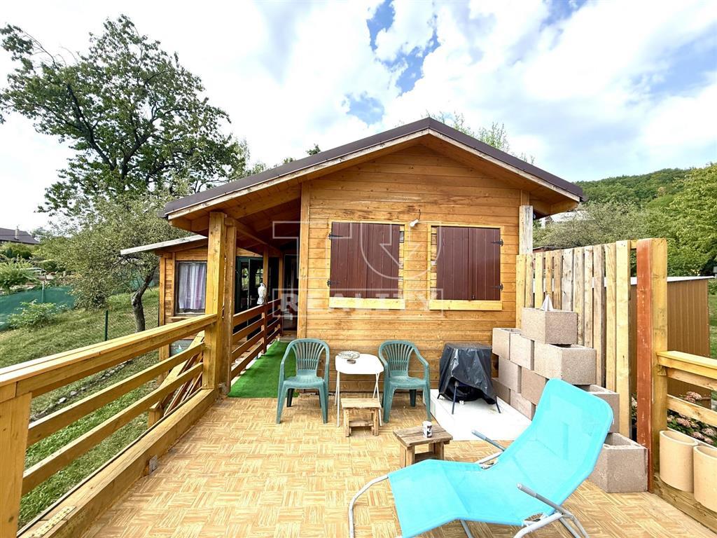 TU reality ponúka na predaj rekreačnú chatu pred... - 2