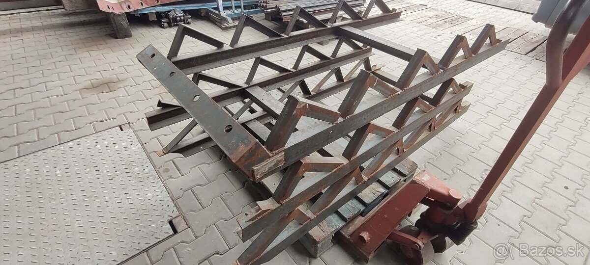 Železné schody 5,66m - 2