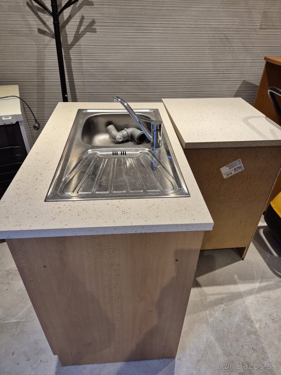 Kuchynska linka+chladnicka - 2